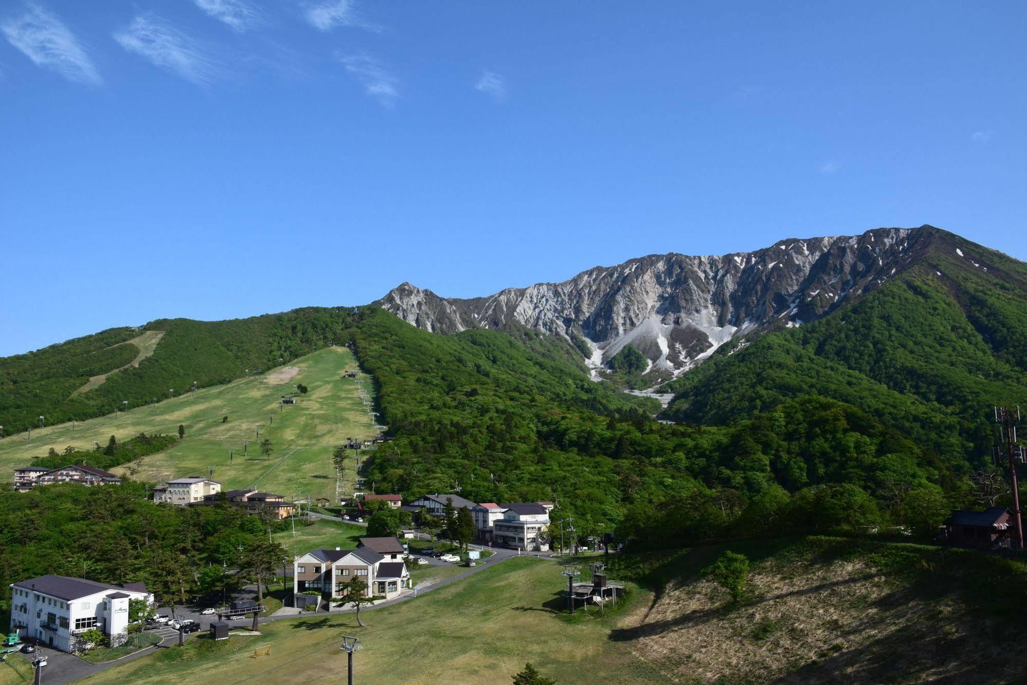 Hotel Daisen Shirogane Buitenkant foto
